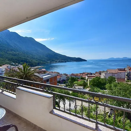 With Parking Spaces Igrane, Makarska - 16878 * إيغراني